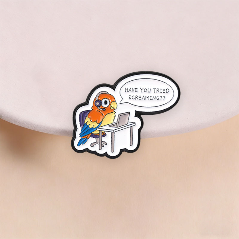 Office Technician - Você Já Tentou Gritar? Broche de